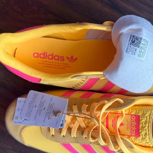 New Adidas Women's Gazelle Bold Shoes - Spark Yellow - Picture 5 of 5